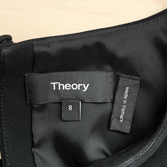 Theory Marah Black Maxyne‎ Crepe Dress Flounce Hem Bell Sleeve, Size 8 - Picture 4 of 15